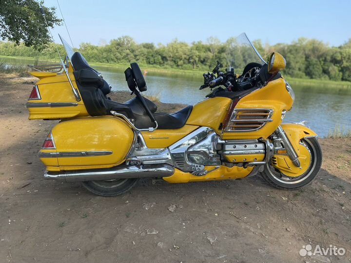 Хонда голда