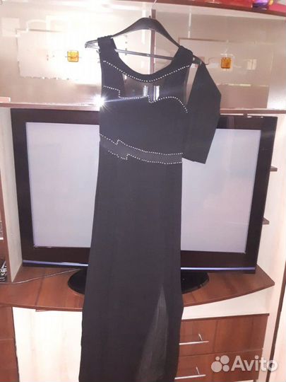 Продам платья