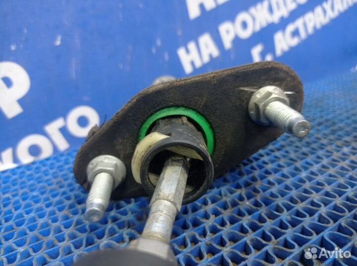 Главный цилиндр сцепления Toyota Auris хэтчбек 1ZR