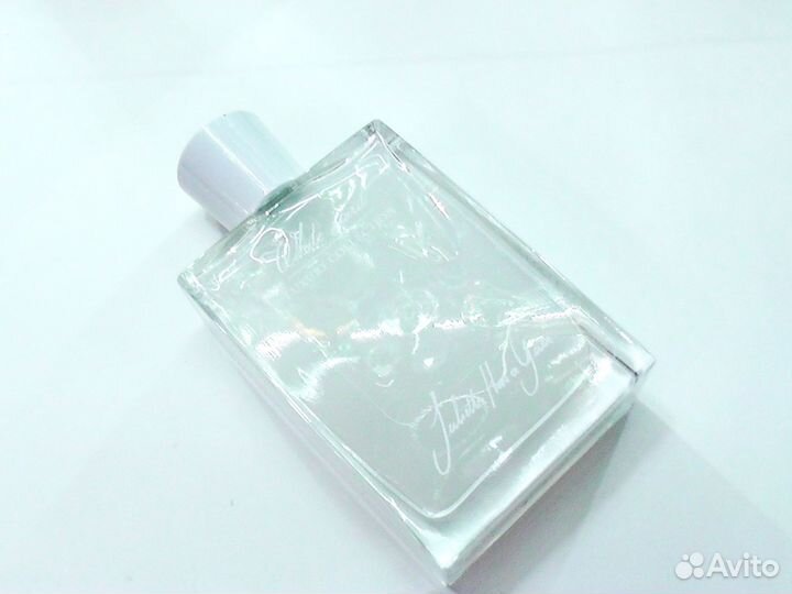 White Spirit, Juliette Has A Gun