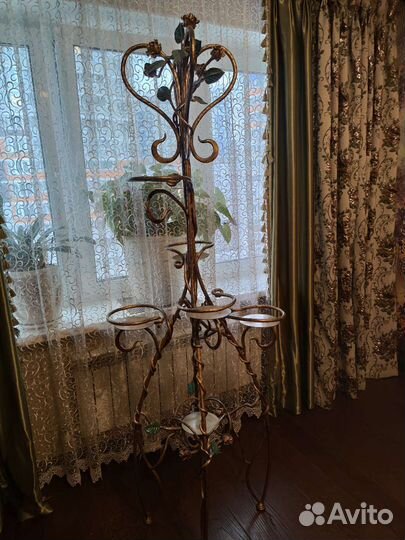 Подставка для цветов