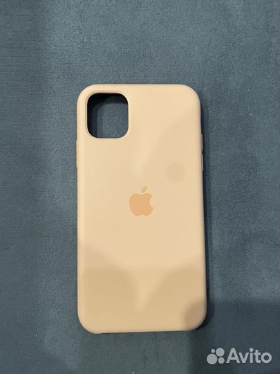 Оригинальный чехол на iPhone 11