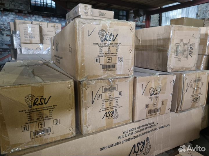 Светодиодная лампа потолочная встраиваемая