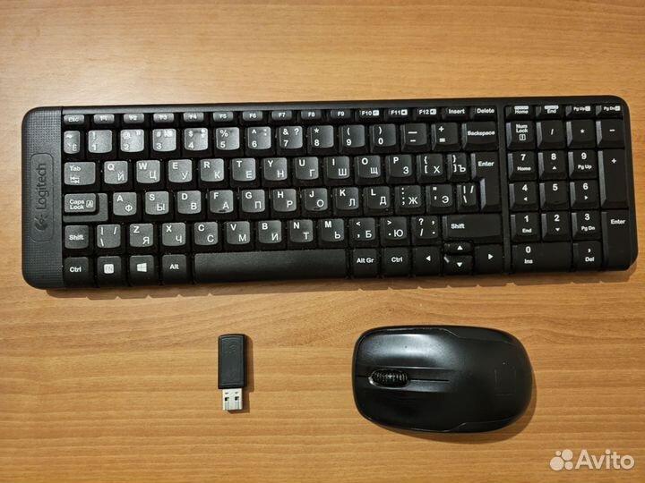 Беспроводная клавиатура и мышь logitech k220