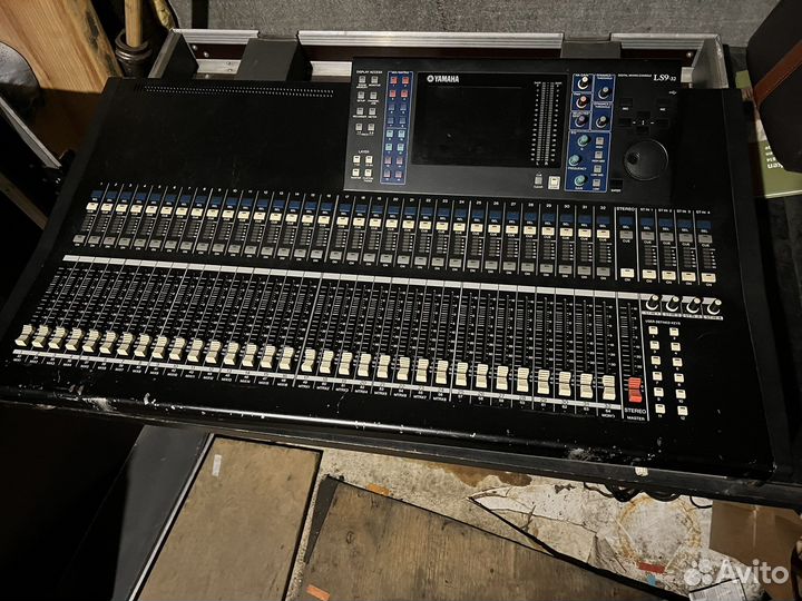 Цифровой микшерный пульт yamaha ls9