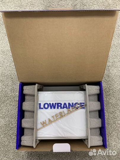 Эхолот Lowrance HDS12 Live с датчиком AI 3 in 1