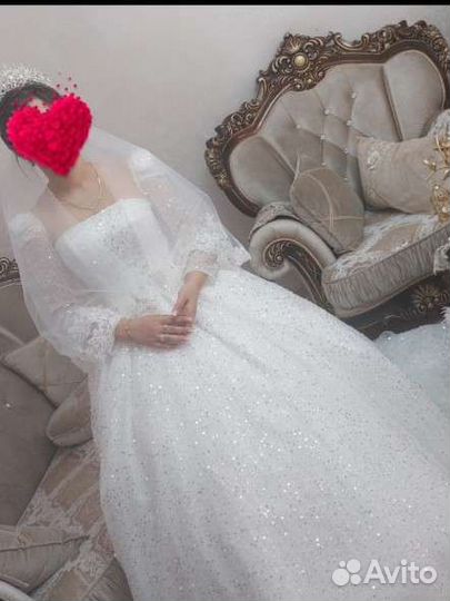 Свадебное платье