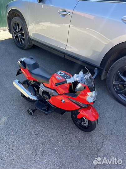 Электромобиль вмw К 1300