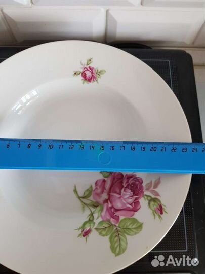 Посуда для сервировки стола