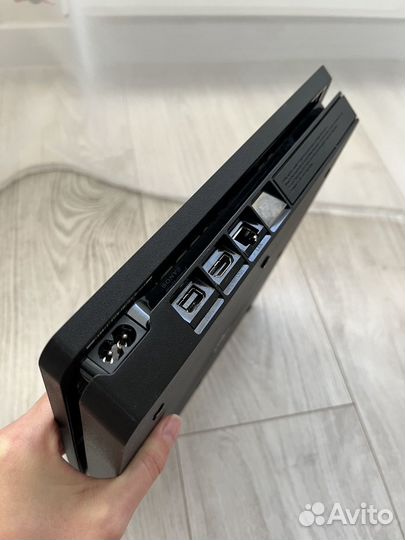 Sony PlayStation 4 Slim