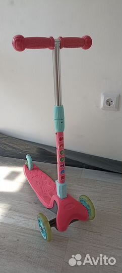 Самокат детский трехколесный