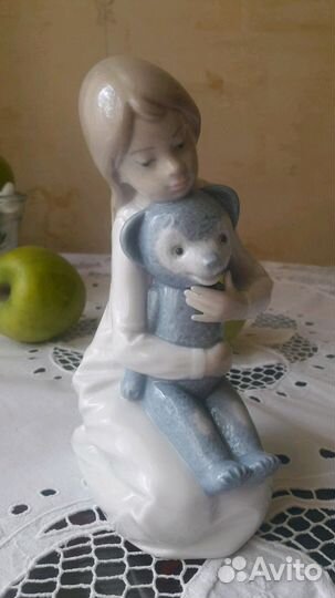 NAO. Редкая фарфоровая статуэтка(Испания)