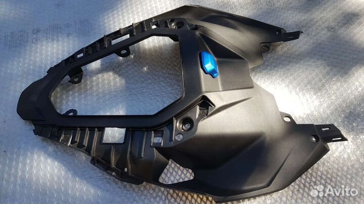BMW K63 S1000R Пластик Хвоста Верхний