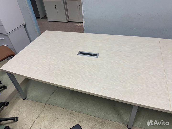 Стол переговорный