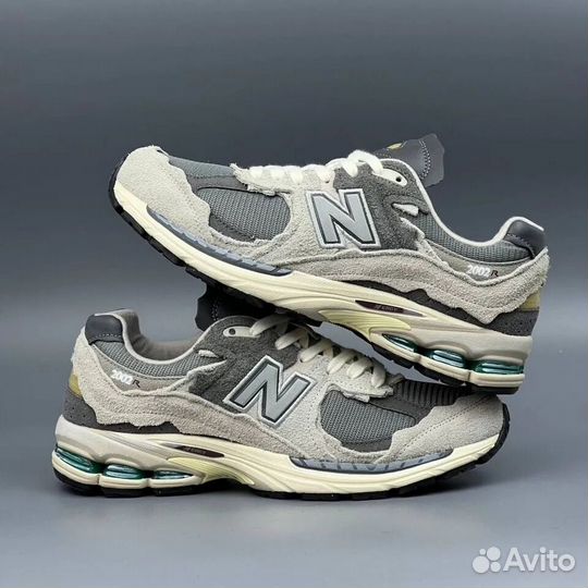 New Balance 2002R Grey