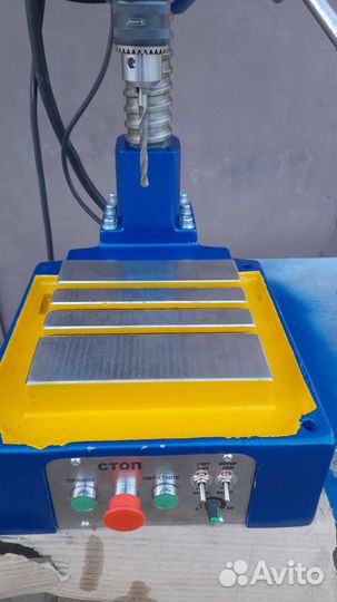 Сверлильный станок 2м112