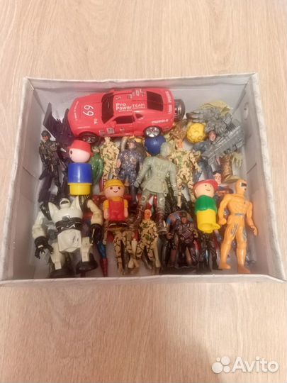 Коробка игрушек