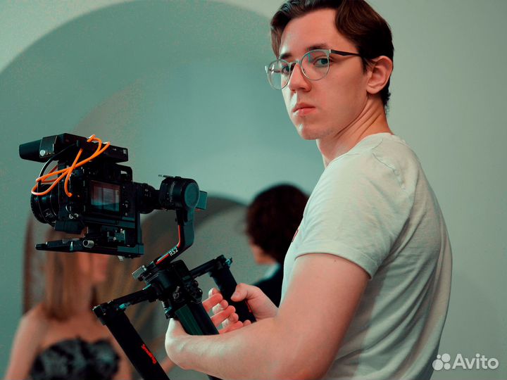 Видеооператор Видеограф Монтажёр