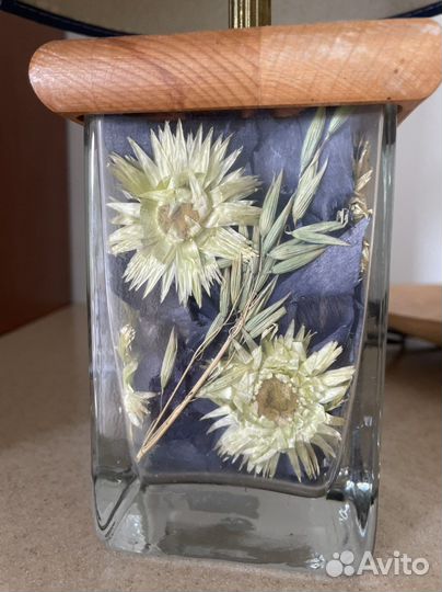 Лампа настольная светильник