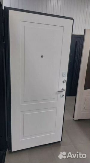 Дверь входная квартирная