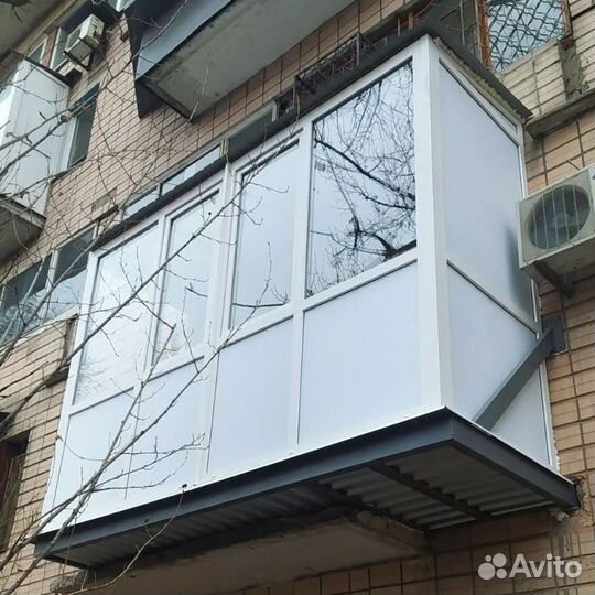 Остекление балкона и установка пластиковых окон