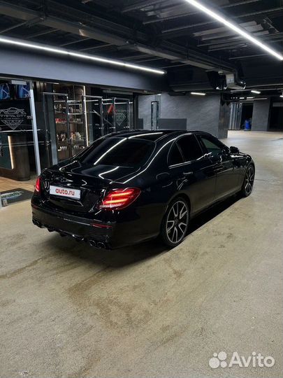 Аренда Mercedes-AMG E53 без залога