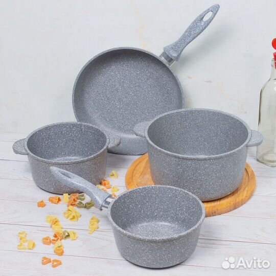 Набор антипригарной посуды 
