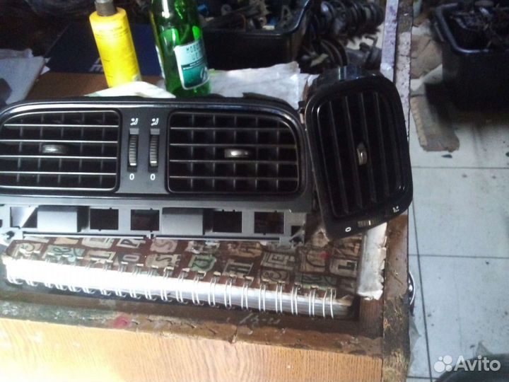 Volkswagen polo 2014г дефлектор обдува салона