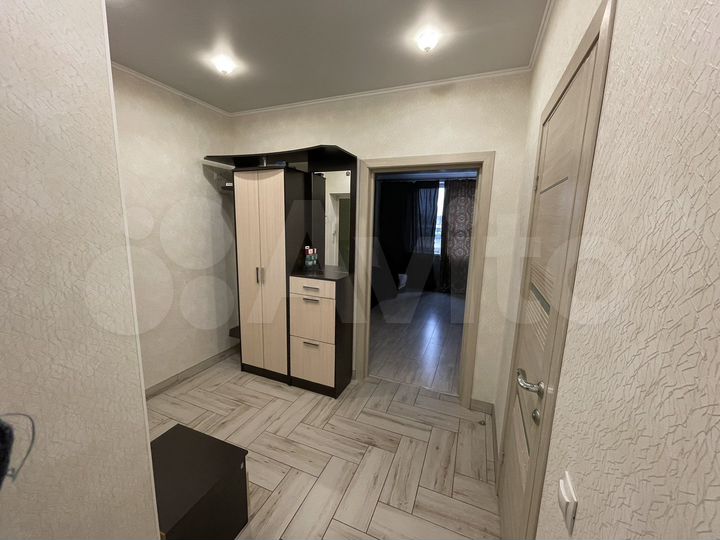 1-к. квартира, 40 м², 1/15 эт.