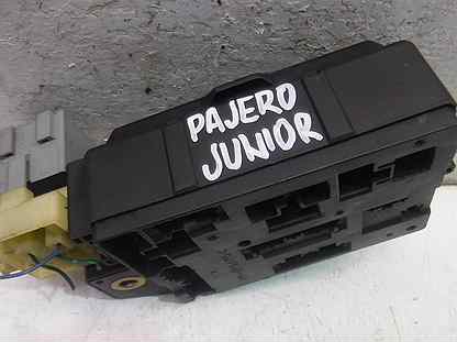 Блок предохранителей Mitsubishi Pajero Junior