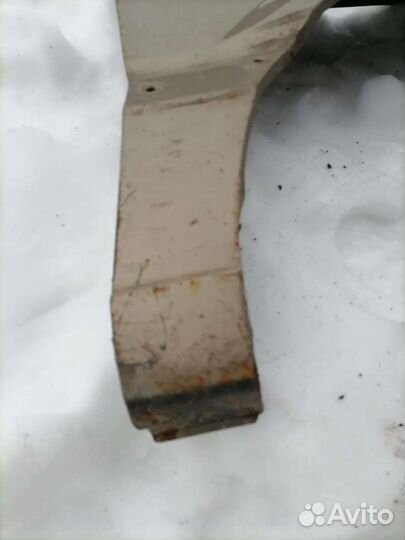 Крыло переднее правое пассат б3