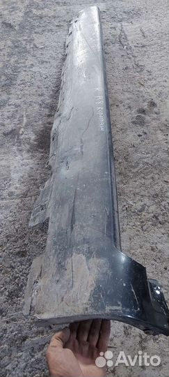 Накладка порога правая на Audi A8 D3