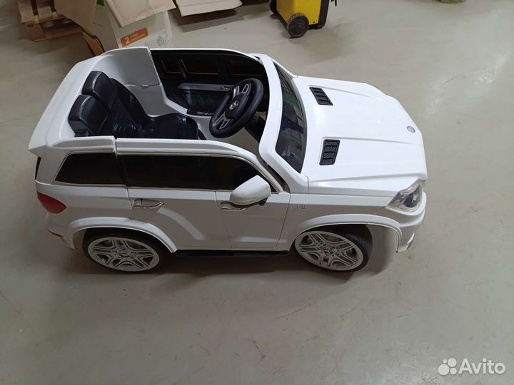 Детский электромобиль mercedes amg