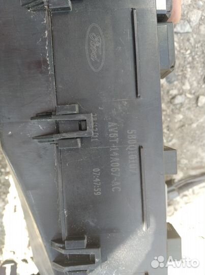 Блок предохранителей ford focus 3