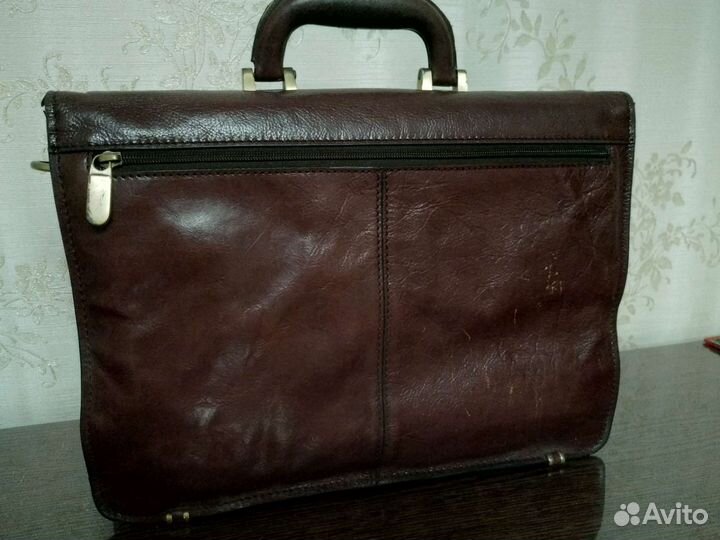 Мужской кожаный портфель