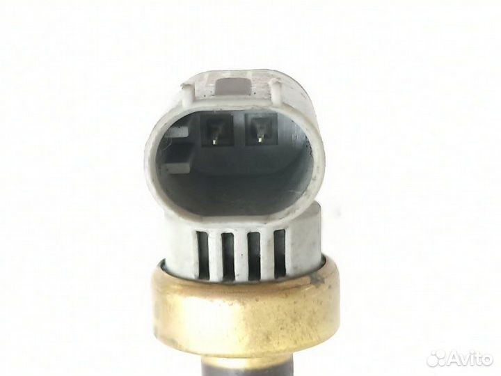 Датчик температуры охлаждающей жидкости