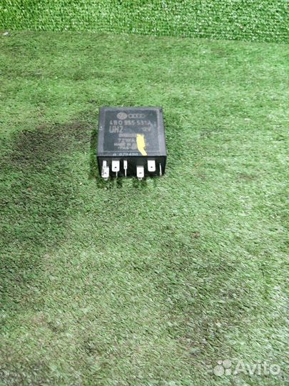 Реле стеклоочистителя Volkswagen Golf 4 AKL 1999