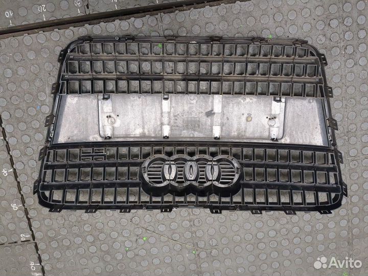 Решетка радиатора Audi Q7, 2006