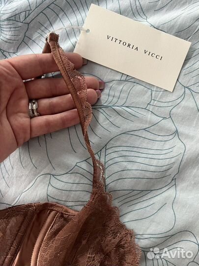 Бюстгальтер / лифчик женский