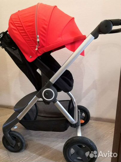 Прогулочная коляска Stoke scoot v3