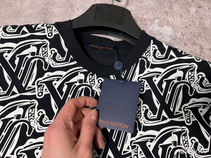 Футболки Louis Vuitton