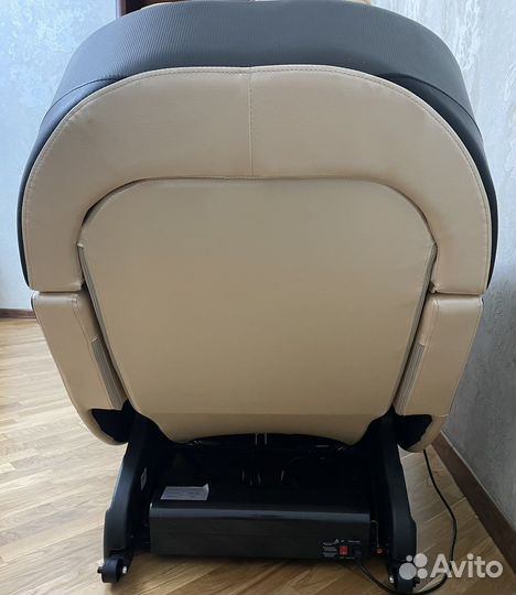 Массажное кресло