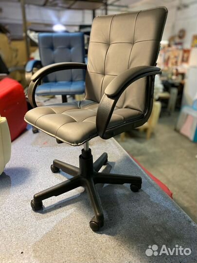 Компьютерное кресло