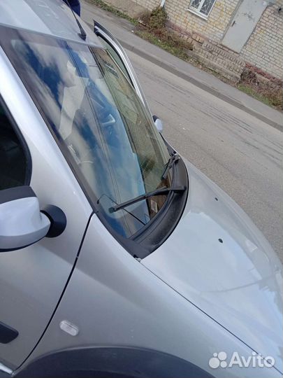 Жабо Ларгус,LADA Largus