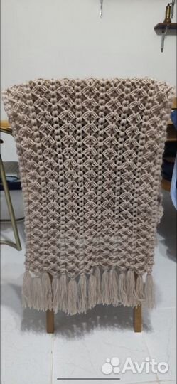 Палантин вязаный крючком