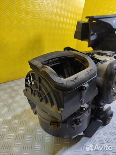 Корпус отопителя (печки) Nissan Pathfinder (R51M)