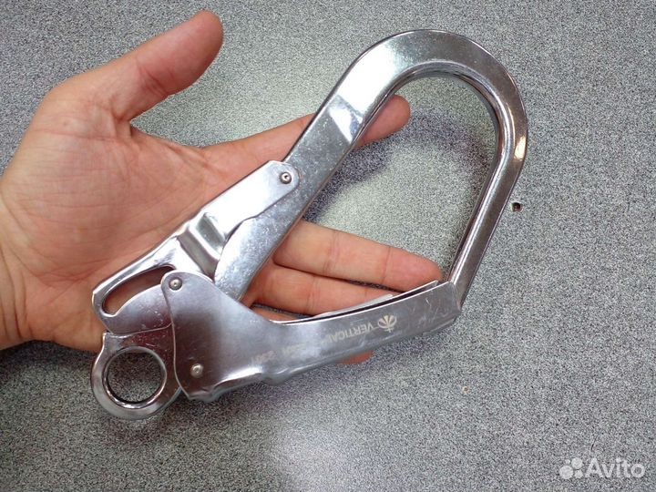 Карабин стальной большой монтажный