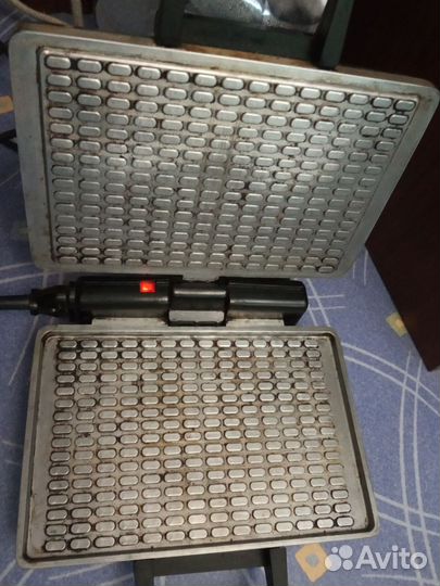 Электровафельница СССР Обь