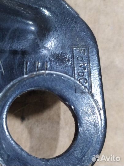 Кронштейн задний левый Ford Focus 3 седан 1.6