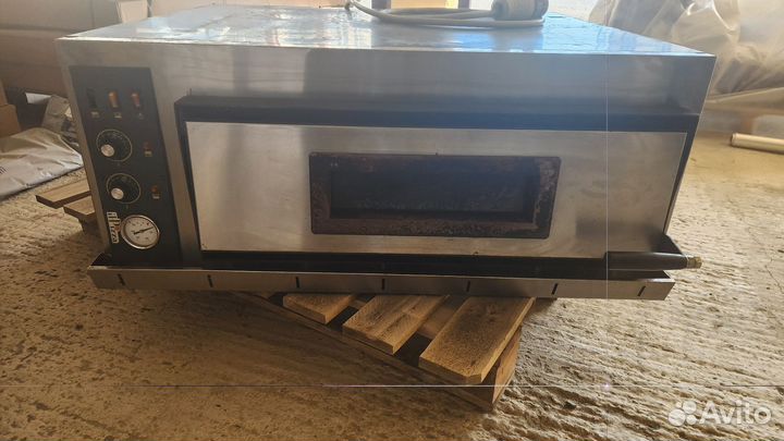 Шкаф для пиццы,сковорода, измельчитель овощей